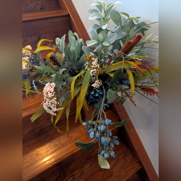 Artificial Flowers and Greenery For Art & Crafts New With Tags - Picture 1 of 14